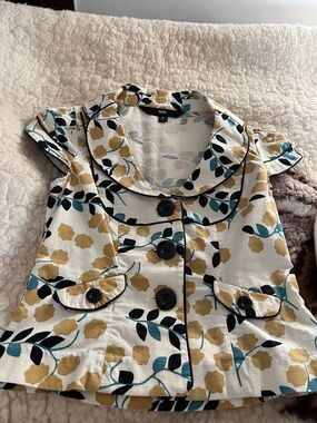 Floral Short-Sleeve Button Jacket in Mustard, Teal & Black